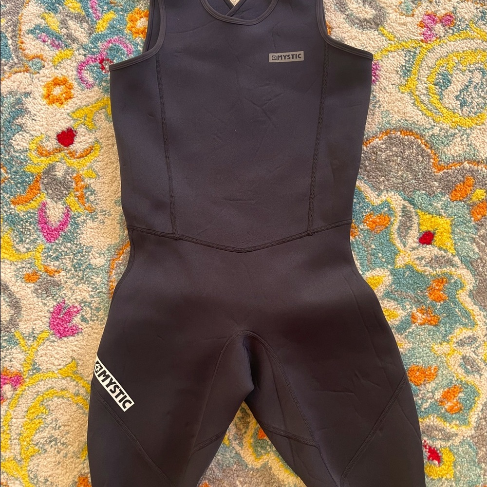 MYSTIC break boundaries short wetsuit #kitesurf #windsurf